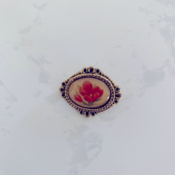 Vintage flower brooch - Picture 1 of 3